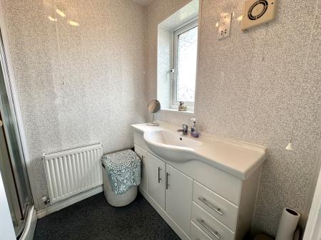 5 bedroom Detached house for sale in Redbourne Road, Bloxwich, WS3