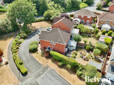 5 bedroom Detached house for sale in Redbourne Road, Bloxwich, WS3