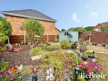 5 bedroom Detached house for sale in Redbourne Road, Bloxwich, WS3