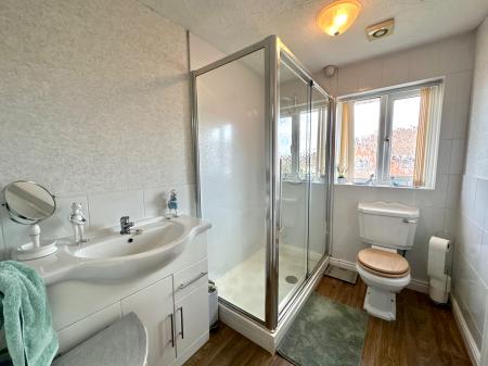 5 bedroom Detached house for sale in Redbourne Road, Bloxwich, WS3