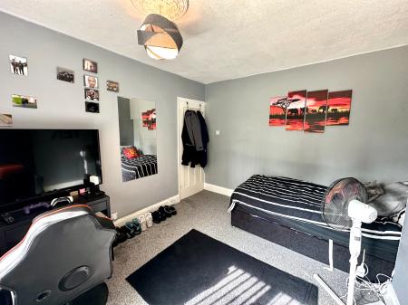 3 bedroom Semi-detached house for sale in Smithfield Road, Bloxwich, Walsall, WS3