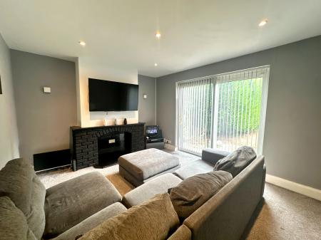 3 bedroom Semi-detached house for sale in Smithfield Road, Bloxwich, Walsall, WS3
