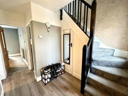 3 bedroom Semi-detached house for sale in Smithfield Road, Bloxwich, Walsall, WS3