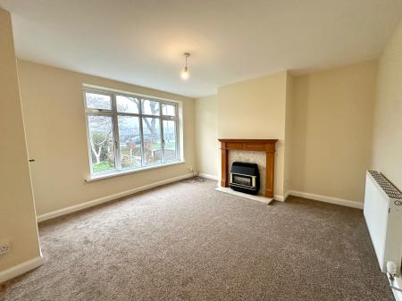 3 bedroom Semi-detached house to let in Goscote Lane, Walsall, WS3