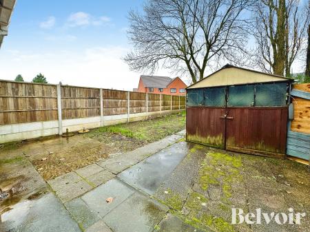 3 bedroom Semi-detached house to let in Goscote Lane, Walsall, WS3