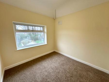 3 bedroom Semi-detached house to let in Goscote Lane, Walsall, WS3