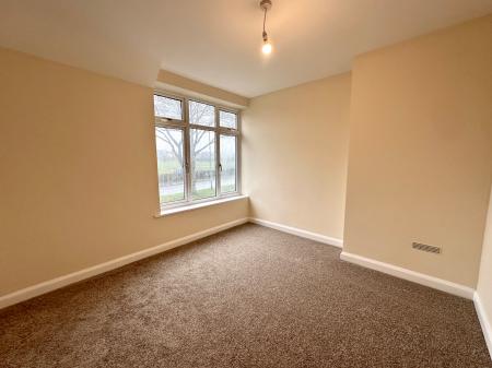 3 bedroom Semi-detached house to let in Goscote Lane, Walsall, WS3