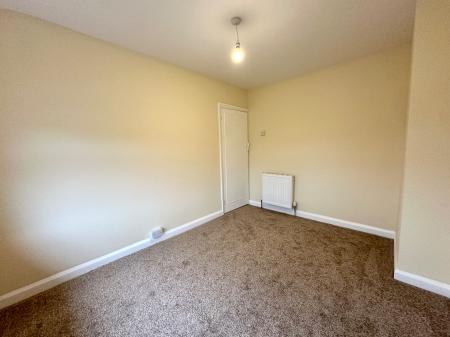 3 bedroom Semi-detached house to let in Goscote Lane, Walsall, WS3