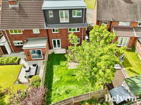 5 bedroom Semi-detached house for sale in Drake Road, Bloxwich, Walsall, WS3