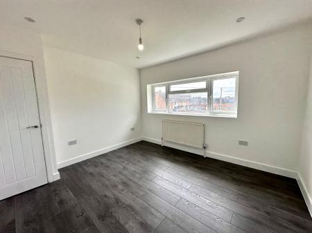 5 bedroom Semi-detached house for sale in Drake Road, Bloxwich, Walsall, WS3