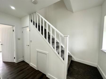 5 bedroom Semi-detached house for sale in Drake Road, Bloxwich, Walsall, WS3