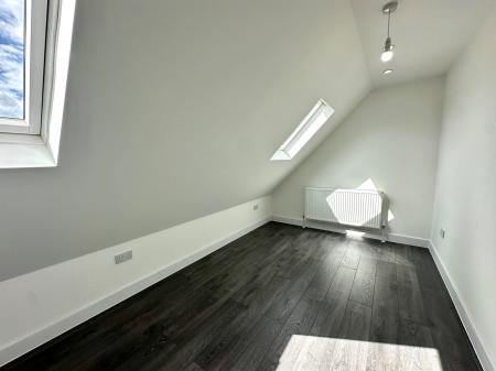 5 bedroom Semi-detached house for sale in Drake Road, Bloxwich, Walsall, WS3