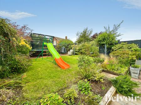 3 bedroom Semi-detached house for sale in Simmonds Road, Bloxwich, WS3