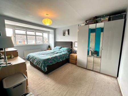 3 bedroom Semi-detached house for sale in Simmonds Road, Bloxwich, WS3