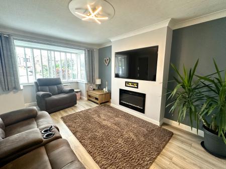 4 bedroom Detached house for sale in Churston Close, Bloxwich, WS3