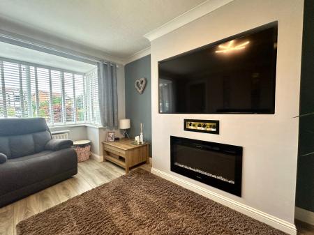 4 bedroom Detached house for sale in Churston Close, Bloxwich, WS3