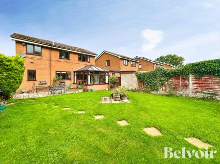 4 bedroom Detached house for sale in Churston Close, Bloxwich, WS3