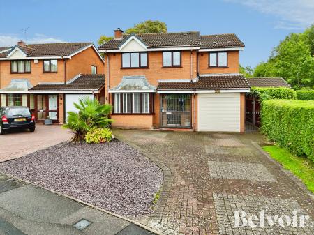 4 bedroom Detached house for sale in Churston Close, Bloxwich, WS3