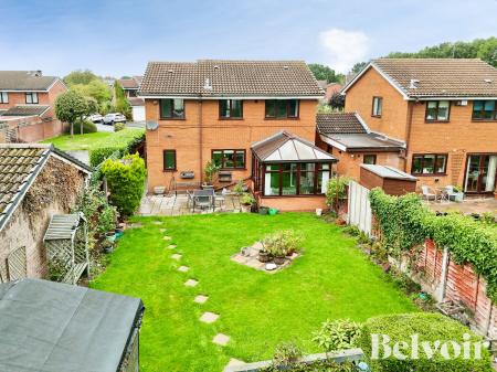 4 bedroom Detached house for sale in Churston Close, Bloxwich, WS3