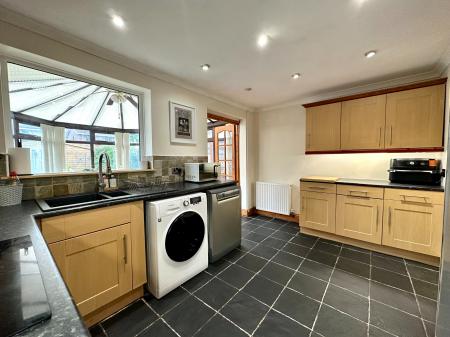 2 bedroom Semi-detached house for sale in Highmoor Close, Coppice Farm Estate, Willenhall, WV12