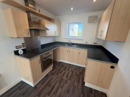 2 bedroom Apartment to let in Terret Close, Walsall, WS1