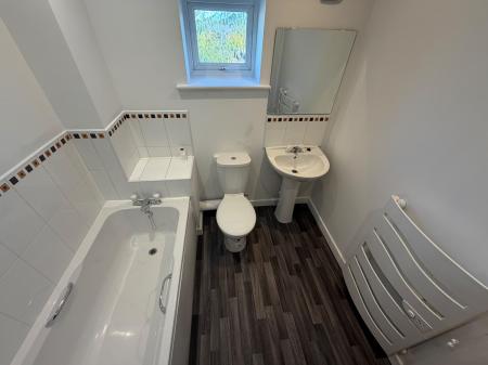 2 bedroom Apartment to let in Terret Close, Walsall, WS1