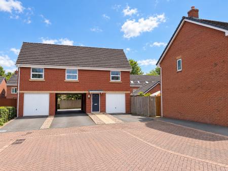 1 bedroom Coach House for sale in Stamping Way, Bloxwich, Walsall, WS3