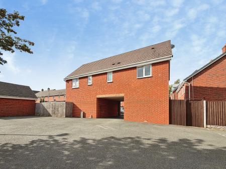 1 bedroom Coach House for sale in Stamping Way, Bloxwich, Walsall, WS3