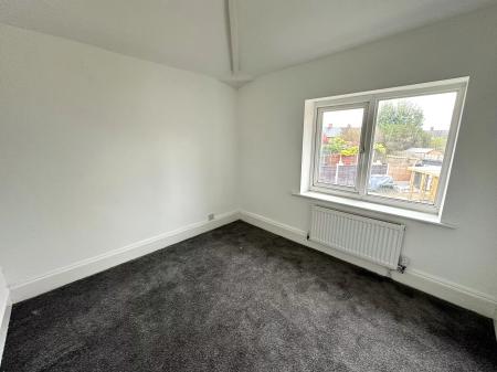 3 bedroom Semi-detached house to let in Hollemeadow Avenue, Bloxwich, WS3