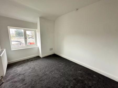 3 bedroom Semi-detached house to let in Hollemeadow Avenue, Bloxwich, WS3