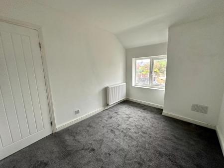 3 bedroom Semi-detached house to let in Hollemeadow Avenue, Bloxwich, WS3