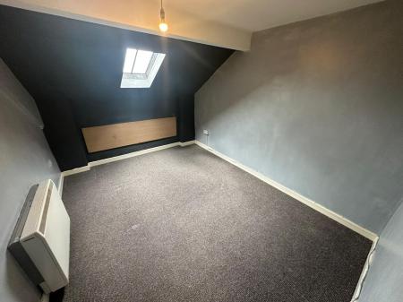 1 bedroom Flat to let in High Street, Bloxwich, Walsall, WS3