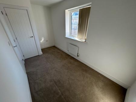 2 bedroom End of terrace house to let in Ironworks Road, Walsall, WS2