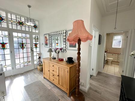 2 bedroom Detached bungalow for sale in Lichfield Road, Bloxwich, Walsall, WS3