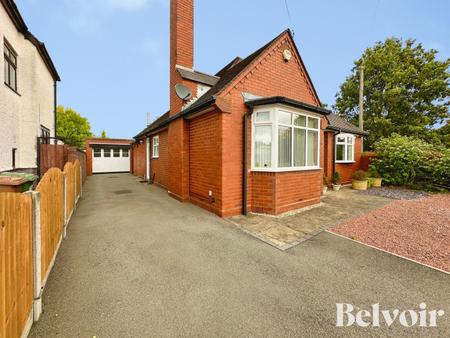 2 bedroom Detached bungalow for sale in Lichfield Road, Bloxwich, Walsall, WS3