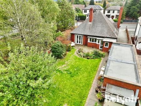 2 bedroom Detached bungalow for sale in Lichfield Road, Bloxwich, Walsall, WS3