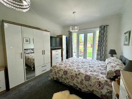 2 bedroom Detached bungalow for sale in Lichfield Road, Bloxwich, Walsall, WS3