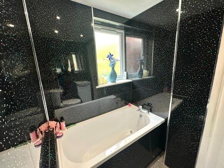 2 bedroom Detached bungalow for sale in Lichfield Road, Bloxwich, Walsall, WS3