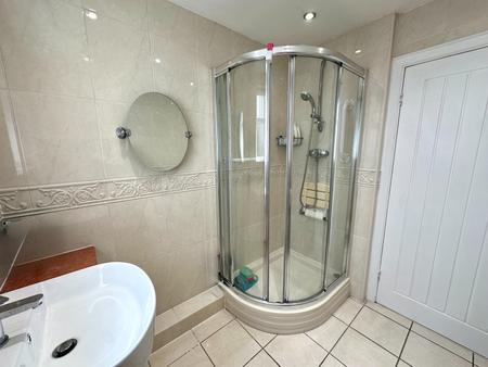 2 bedroom Detached bungalow for sale in Lichfield Road, Bloxwich, Walsall, WS3
