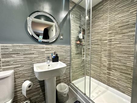 3 bedroom Detached house for sale in Rose Street, Bilston, WV14
