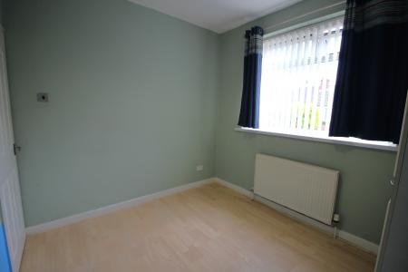 2 bedroom Bungalow to let in Avon Road, Oldham, OL9