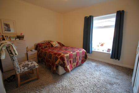 2 bedroom Terraced House for sale in Gordon Street, Oldham, OL4