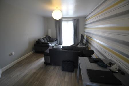 2 bedroom Flat for sale in PORTFOLIO, Mossley, OL5