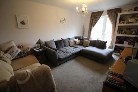2 bedroom Flat for sale in PORTFOLIO, Mossley, OL5