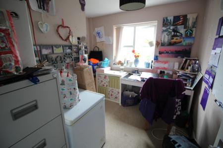 2 bedroom Flat for sale in PORTFOLIO, Mossley, OL5