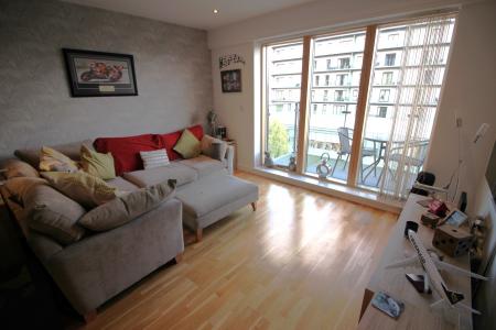 2 bedroom Flat for sale in St Johns Gardens, Bury, BL9