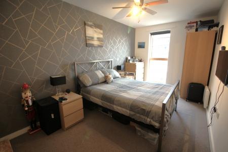 2 bedroom Flat for sale in St Johns Gardens, Bury, BL9