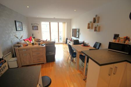 2 bedroom Flat for sale in St Johns Gardens, Bury, BL9