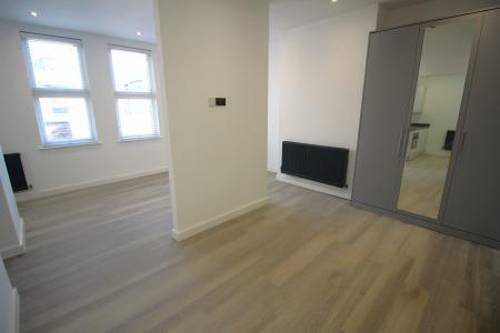 1 bedroom Flat to let in Silver Street, Bury, BL9