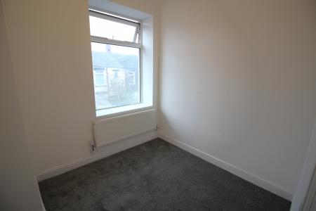 3 bedroom Terraced House to let in Randolph Street, Oldham, OL8